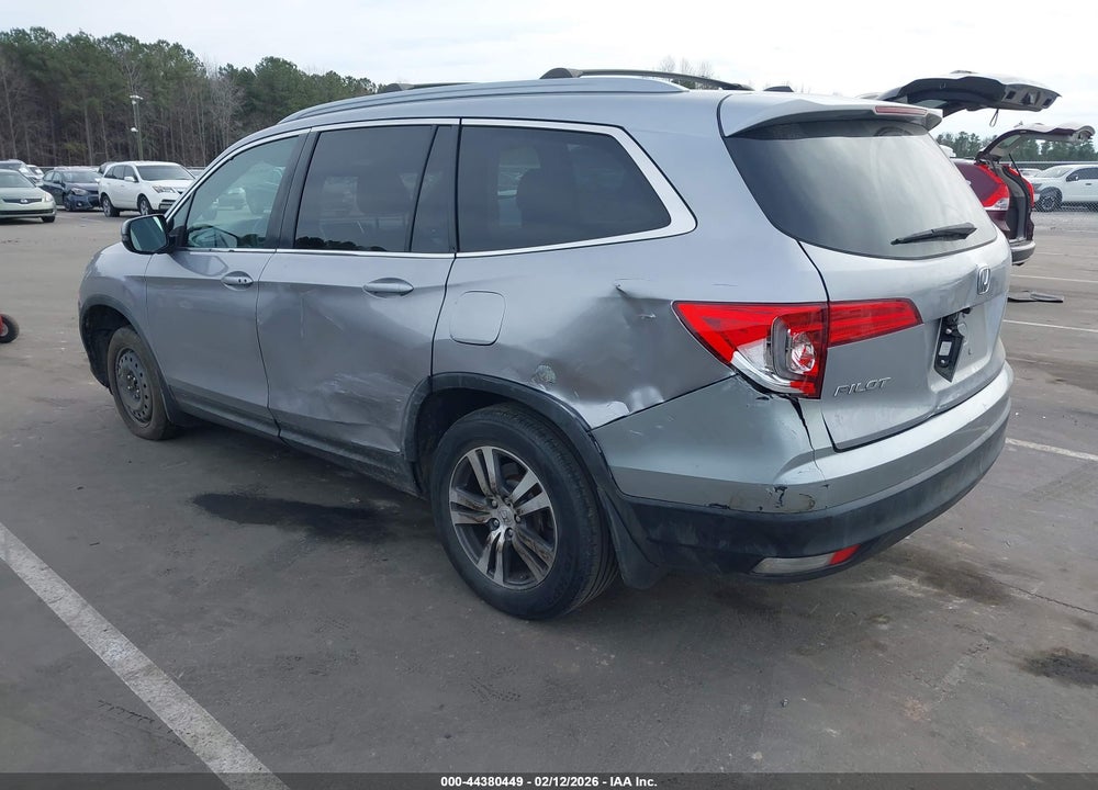 2018 HONDA PILOT EX VIN: 5FNYF5H38JB012817