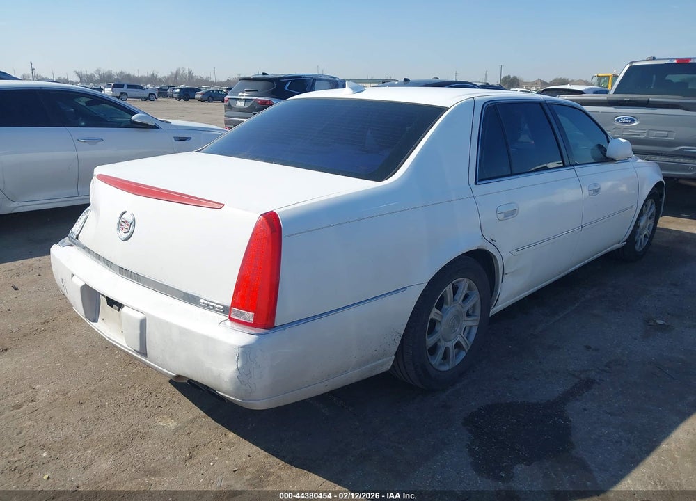2010 CADILLAC DTS STANDARD VIN: 1G6KA5EY5AU122786