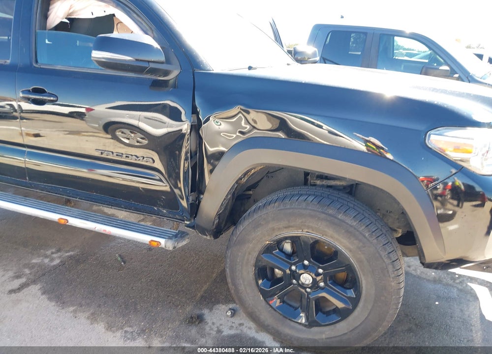 2017 TOYOTA TACOMA TRD OFF ROAD VIN: 5TFCZ5AN4HX120087