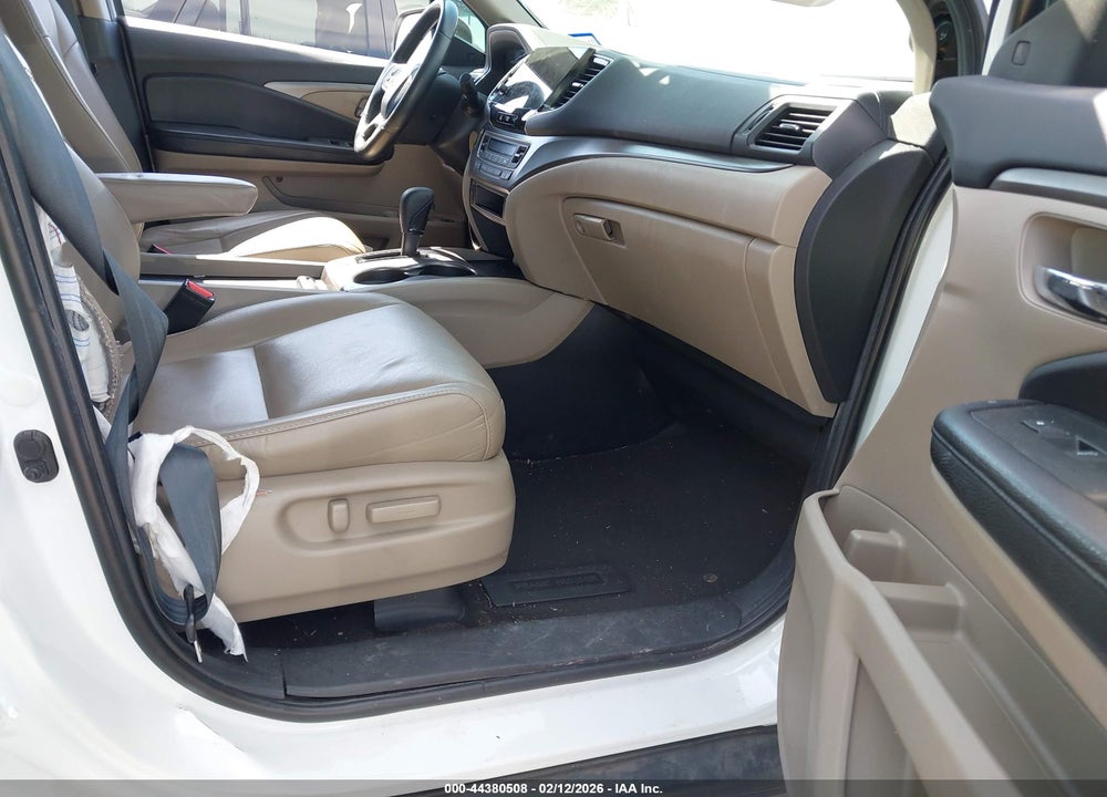 2020 HONDA PILOT 2WD EX-L VIN: 5FNYF5H54LB017372
