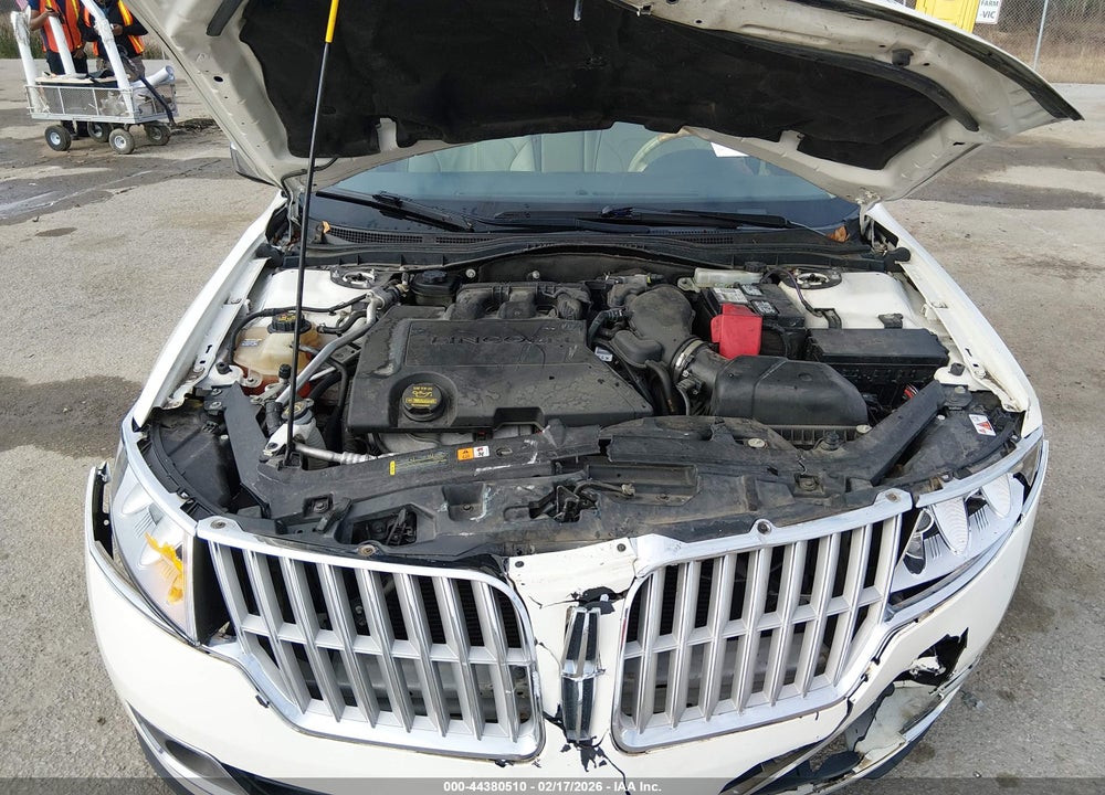 2012 LINCOLN MKZ VIN: 3LNHL2GC4CR825822