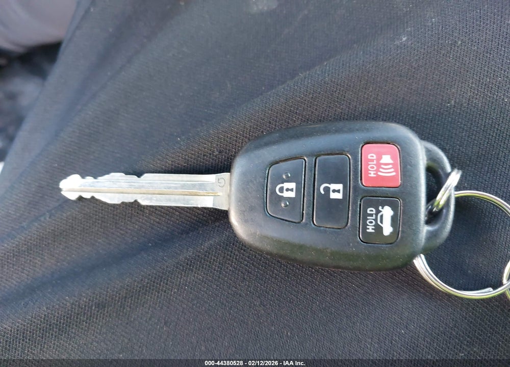 2014 TOYOTA CAMRY LE VIN: 4T4BF1FK9ER427054