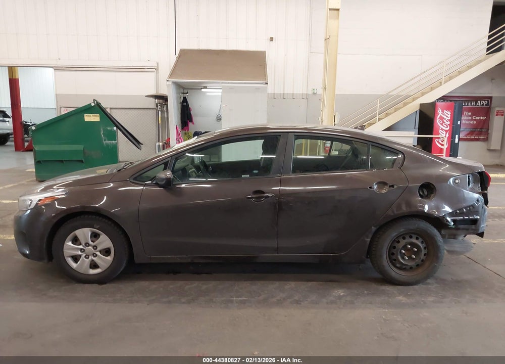 2017 KIA FORTE LX VIN: 3KPFK4A72HE115032