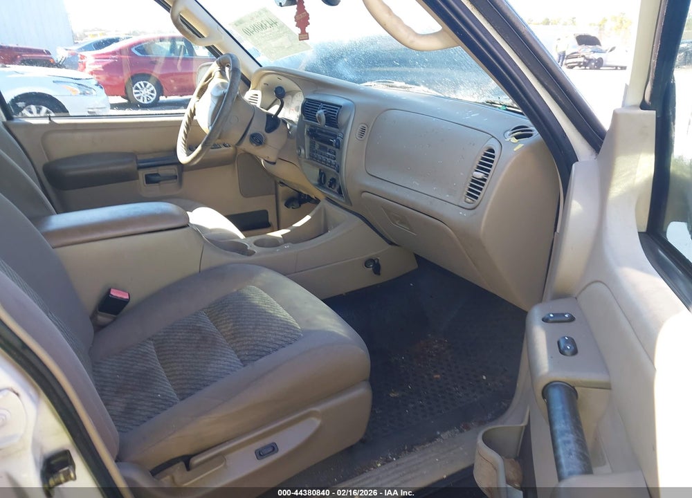 2003 FORD EXPLORER SPORT TRAC XLS/XLT VIN: 1FMZU67E63UC57589