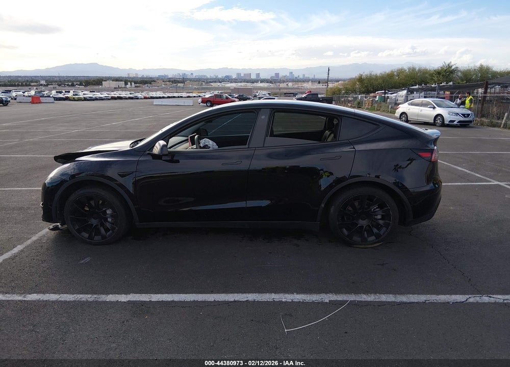 2021 TESLA MODEL Y STANDARD RANGE REAR-WHEEL DRIVE VIN: 5YJYGDED3MF126216