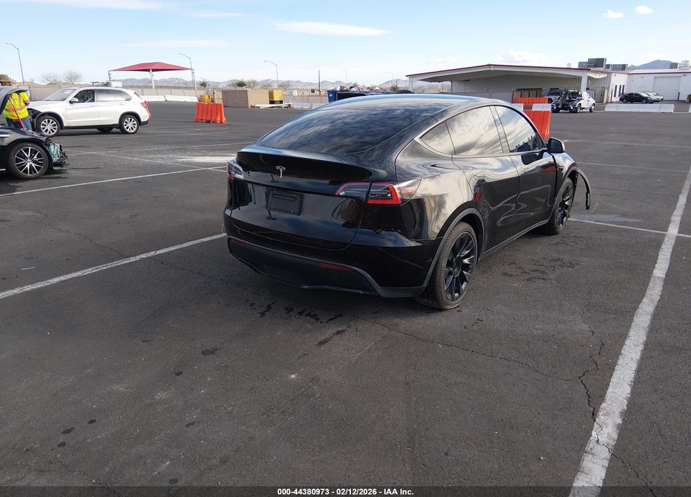 2021 TESLA MODEL Y STANDARD RANGE REAR-WHEEL DRIVE VIN: 5YJYGDED3MF126216