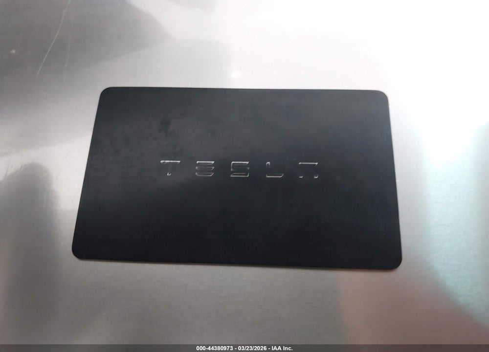 2021 TESLA MODEL Y STANDARD RANGE REAR-WHEEL DRIVE VIN: 5YJYGDED3MF126216