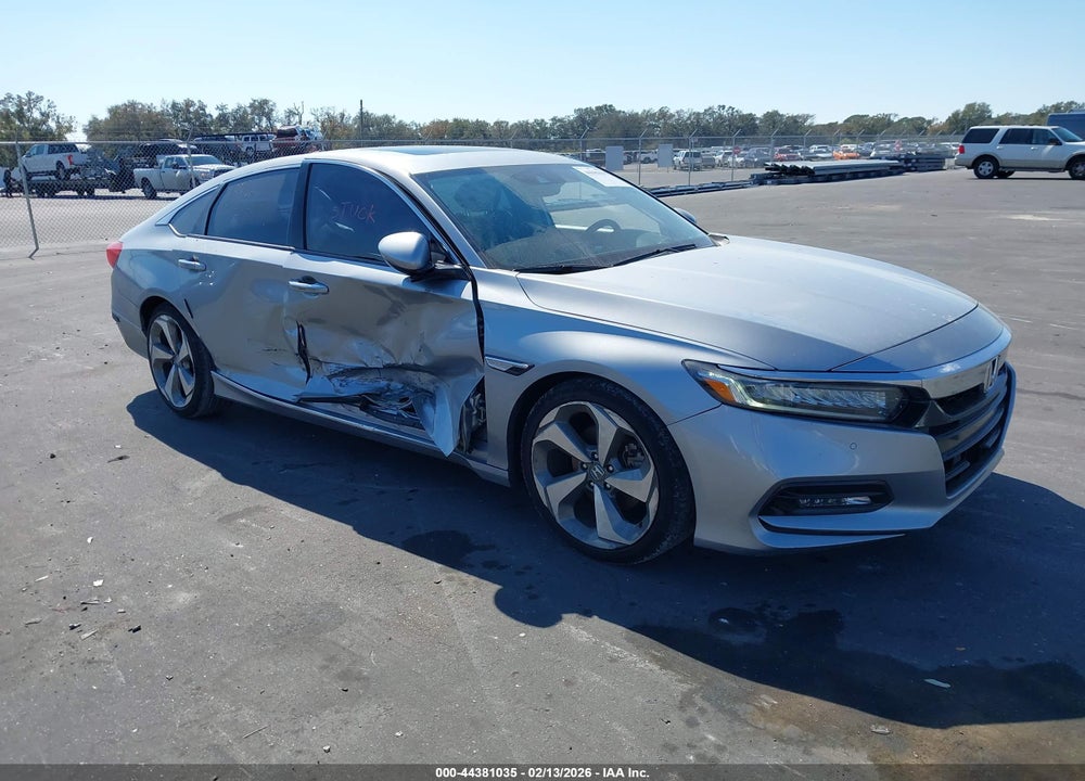 2018 HONDA ACCORD TOURING VIN: 1HGCV1F95JA019280