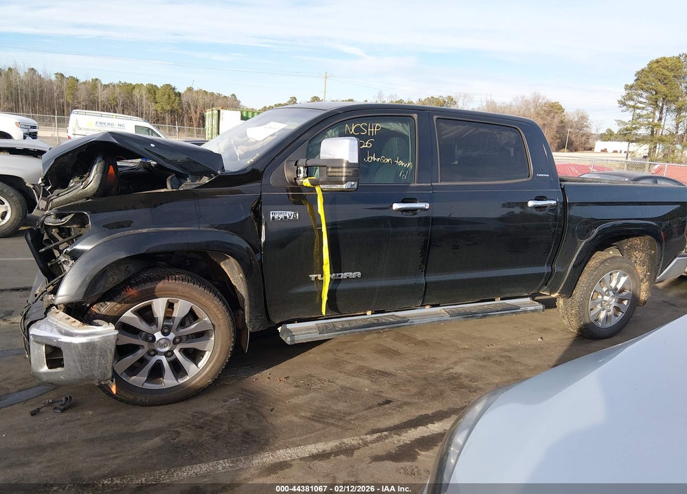 2015 TOYOTA TUNDRA LIMITED 5.7L V8 VIN: 5TFHW5F18FX463115