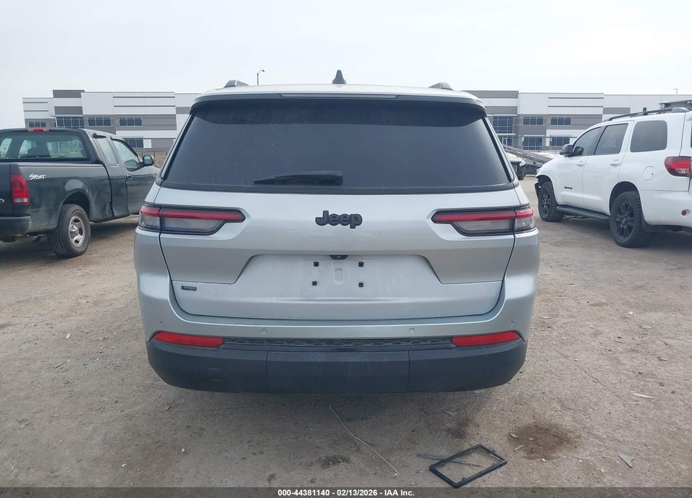 2021 JEEP GRAND CHEROKEE L ALTITUDE 4X2 VIN: 1C4RJJAG4M8136077