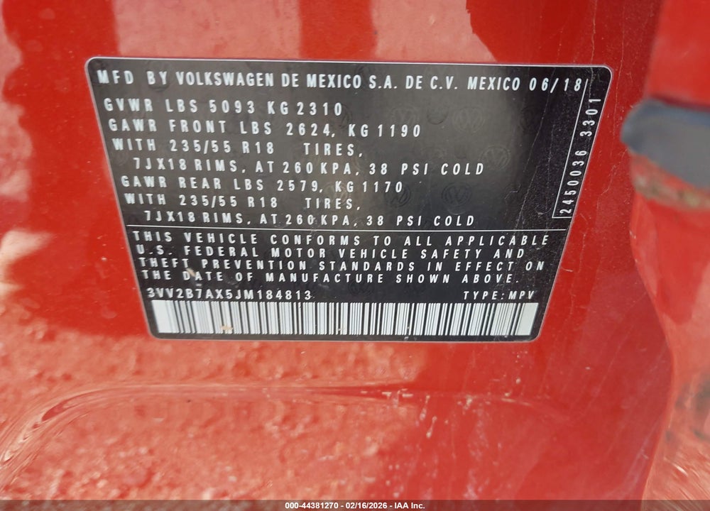 2018 VOLKSWAGEN TIGUAN VIN: 3VV2B7AX5JM184813