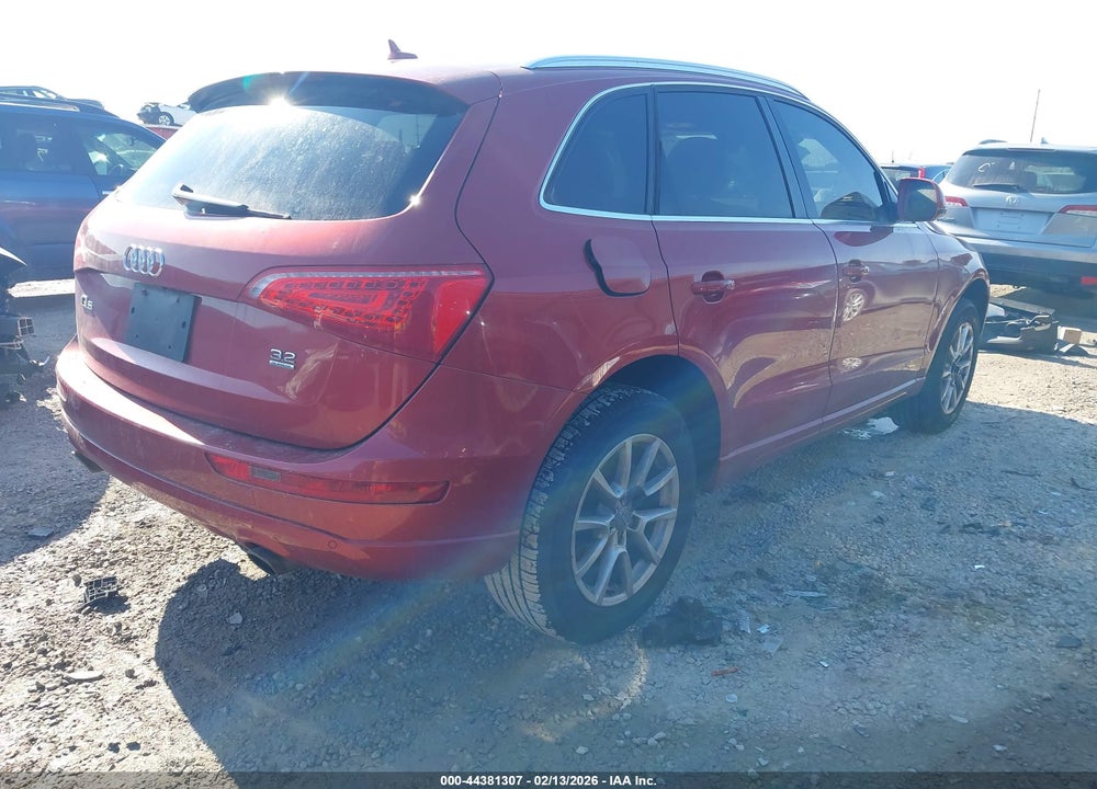 2010 AUDI Q5 3.2 PREMIUM VIN: WA1LKAFP9AA084939