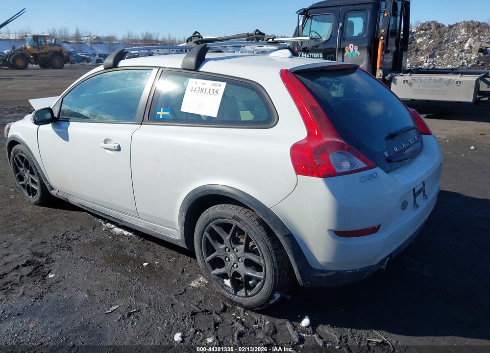 2012 VOLVO C30 T5/T5 PLATINUM/T5 PREMIER PLUS/T5 R-DESIGN/T5 R-DESIGN PLATINUM/T5 R-DESIGN PREMIER PLUS VIN: YV1672MK7C2270844