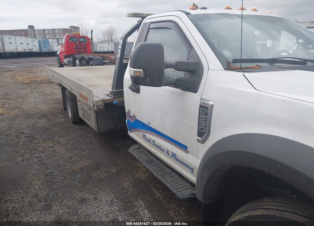 2018 FORD F-550 CHASSIS XLT VIN: 1FDUF5GT0JEC96070