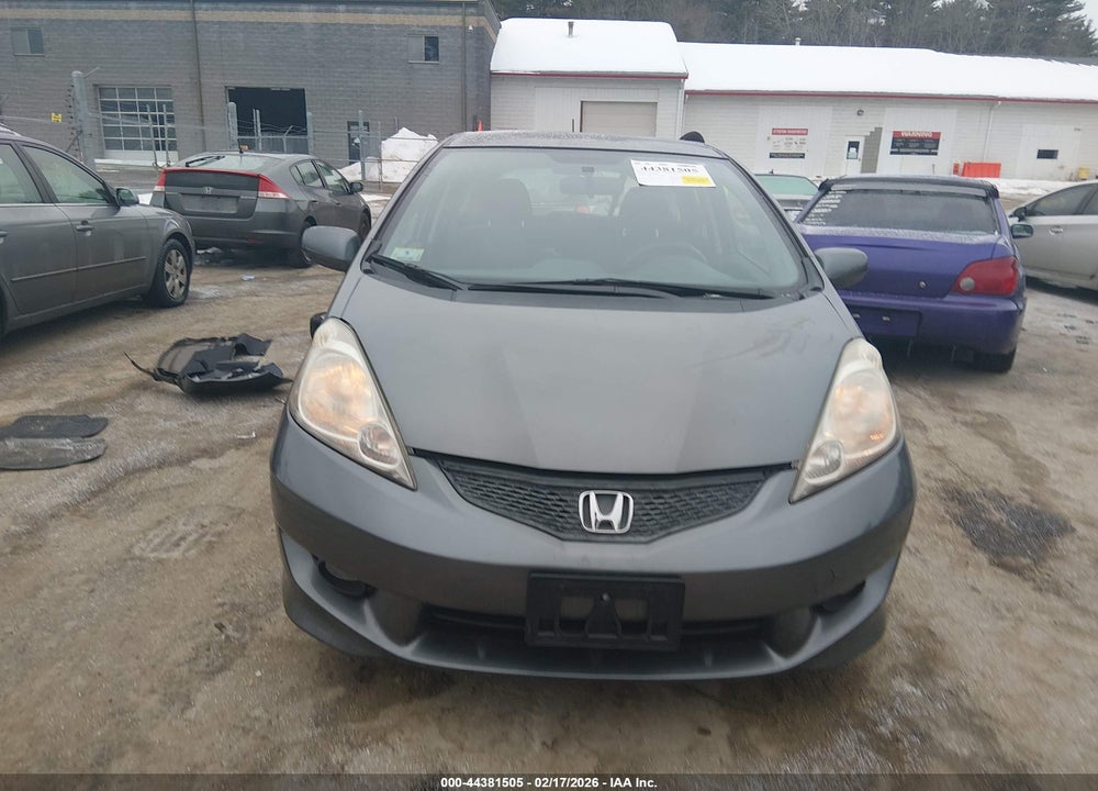 2011 HONDA FIT SPORT VIN: JHMGE8H66BC014699