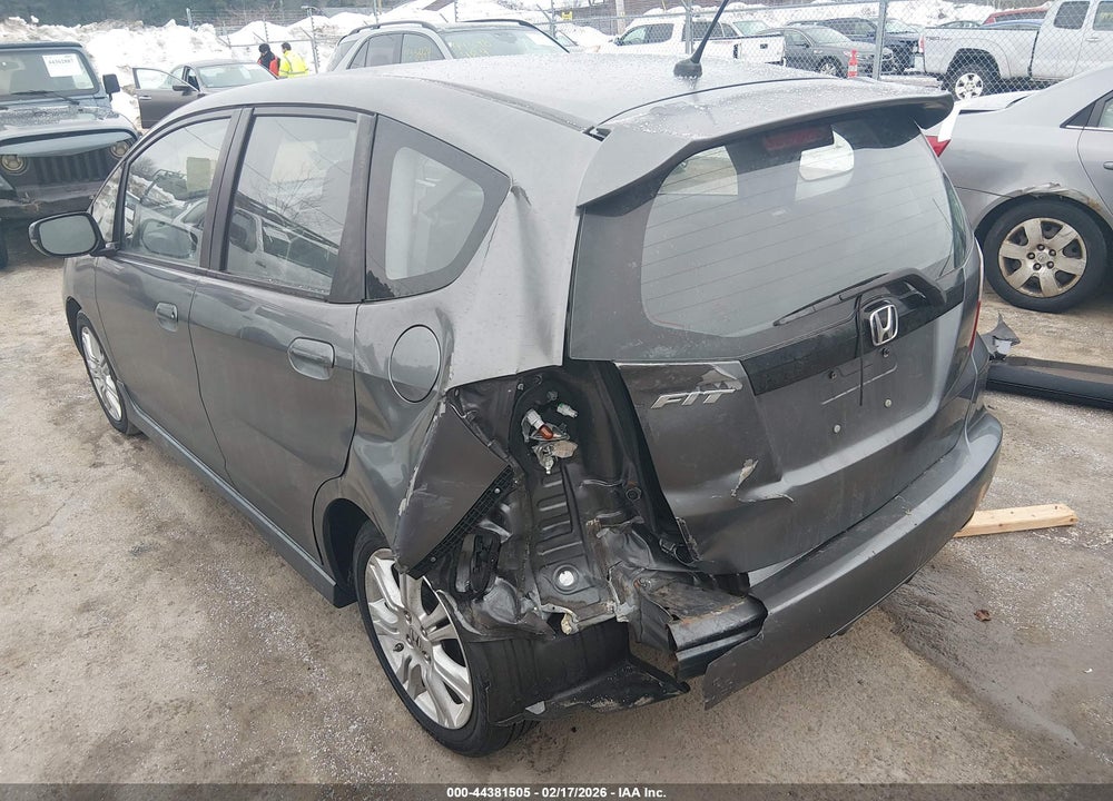 2011 HONDA FIT SPORT VIN: JHMGE8H66BC014699