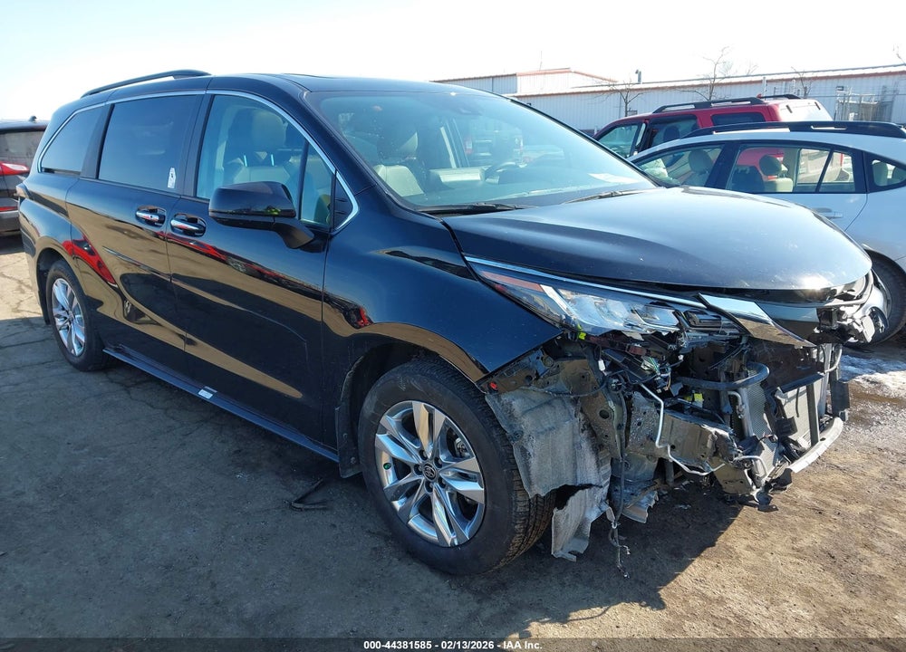 2023 TOYOTA SIENNA XLE VIN: 5TDJSKFC4PS103991