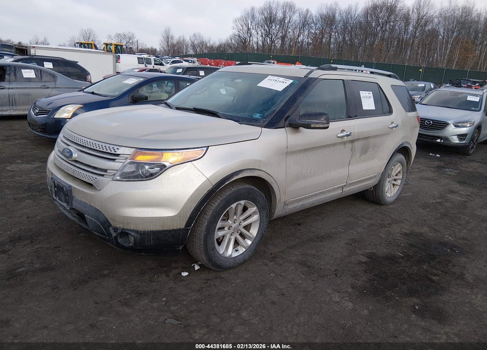 2011 FORD EXPLORER XLT VIN: 1FMHK8D85BGA24117