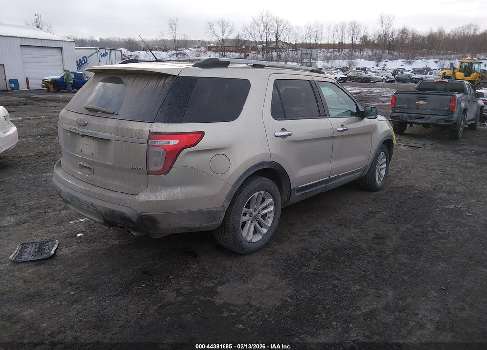 2011 FORD EXPLORER XLT VIN: 1FMHK8D85BGA24117