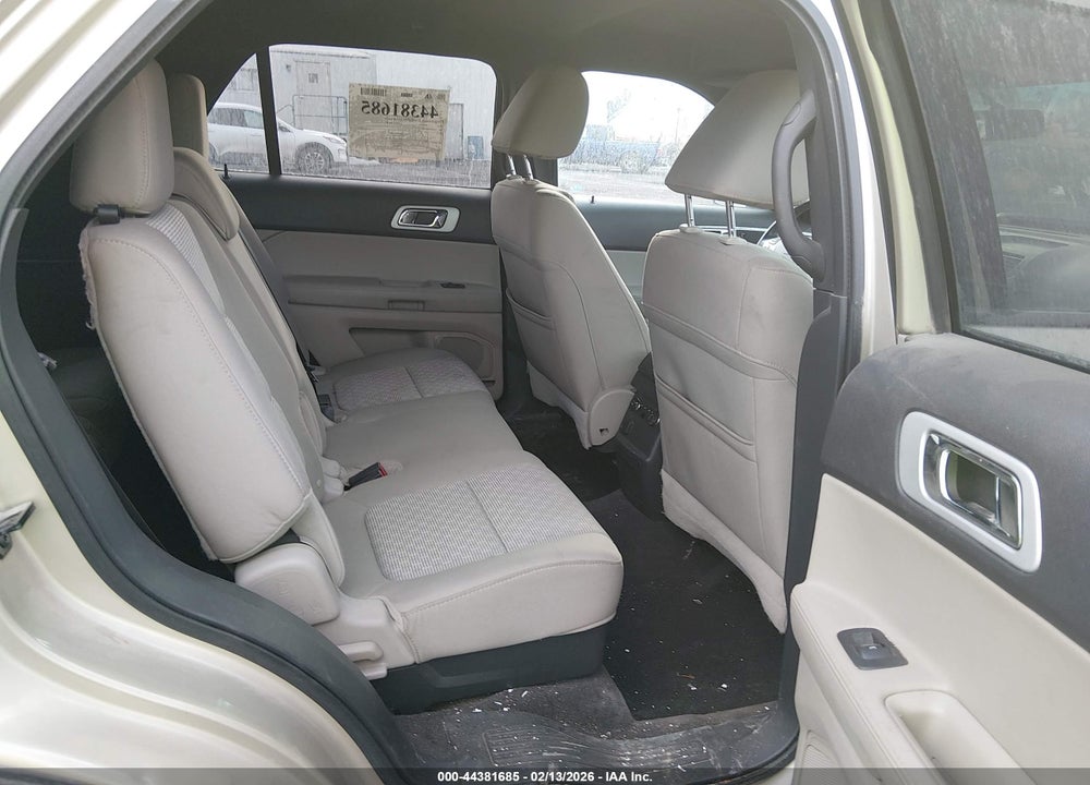 2011 FORD EXPLORER XLT VIN: 1FMHK8D85BGA24117
