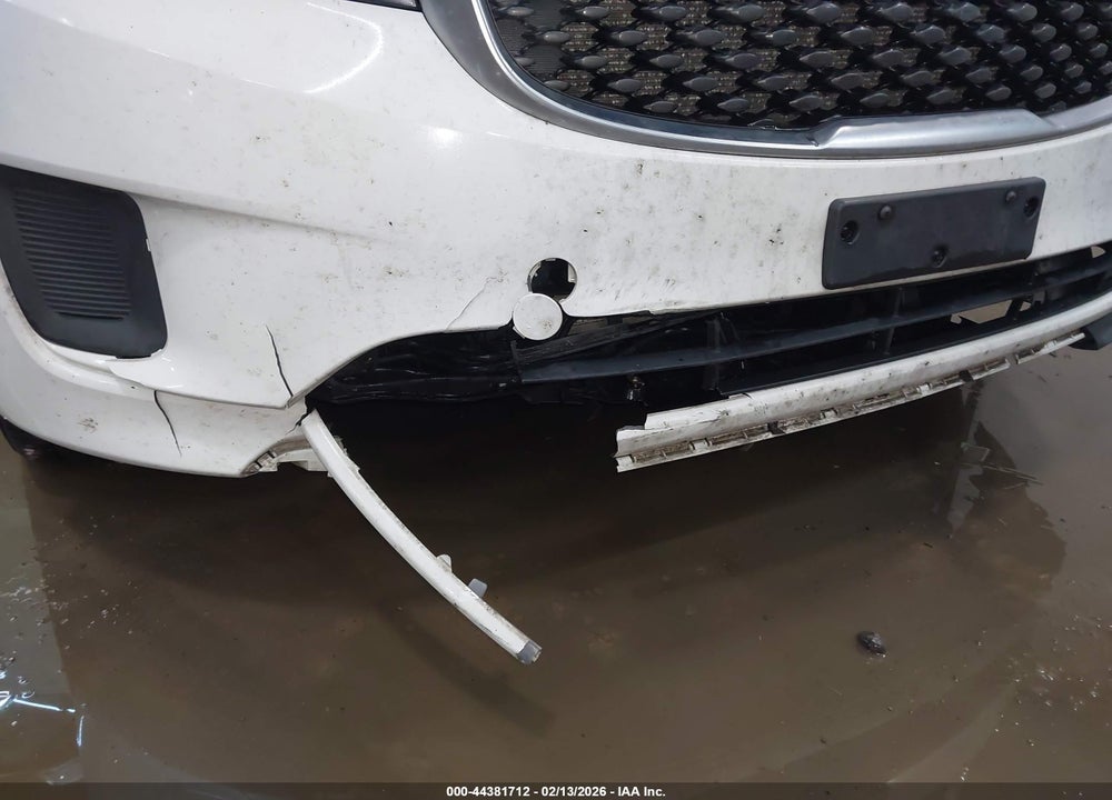 2017 KIA SEDONA L VIN: KNDMA5C17H6257732