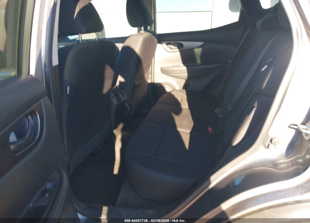 2021 NISSAN ROGUE SPORT S FWD XTRONIC CVT VIN: JN1BJ1AV6MW568183
