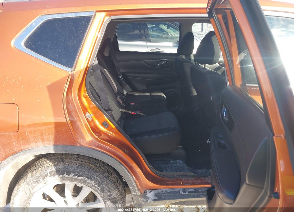 2019 NISSAN ROGUE SV VIN: JN8AT2MV1KW394013