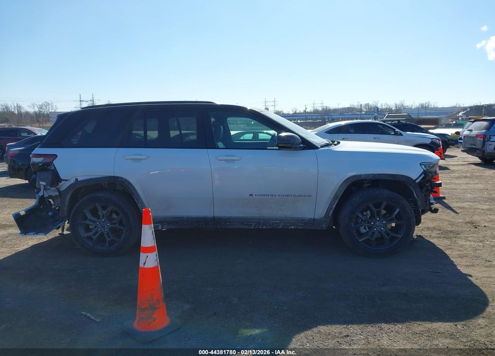 2025 JEEP GRAND CHEROKEE LIMITED 4X4 VIN: 1C4RJHBG9S8793767