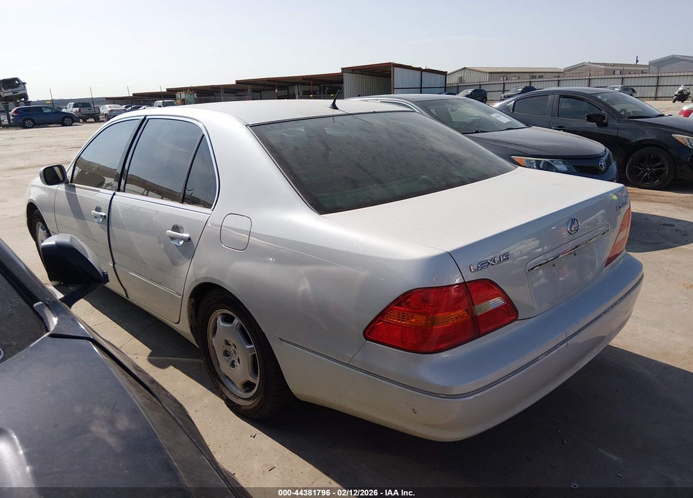 2002 LEXUS LS 430 VIN: JTHBN30F220086722