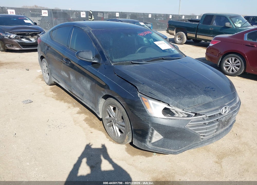 2020 HYUNDAI ELANTRA SEL VIN: 5NPD84LF6LH578709