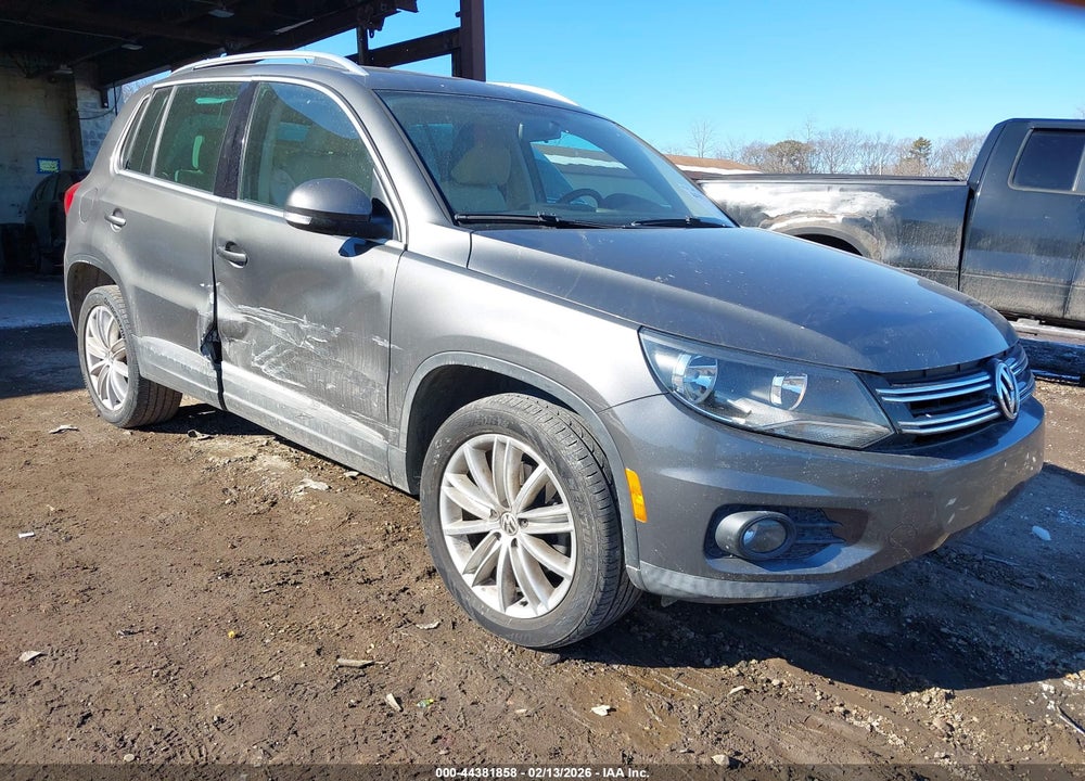 2012 VOLKSWAGEN TIGUAN SE VIN: WVGAV7AX1CW005411