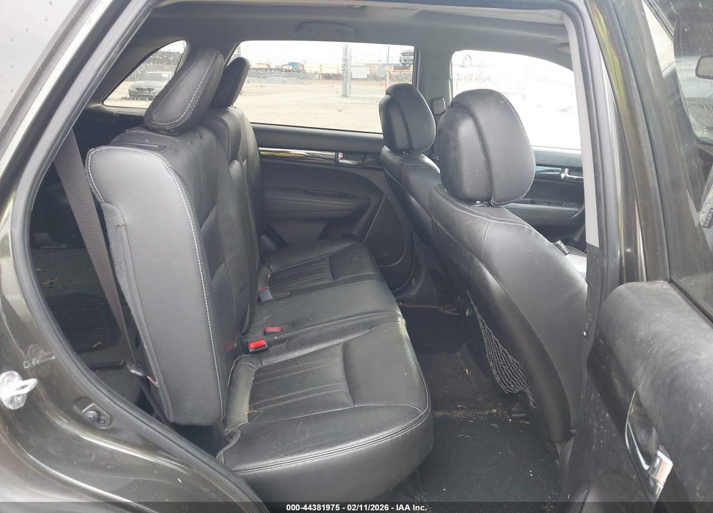 2012 KIA SORENTO EX V6 VIN: 5XYKUDA26CG252421