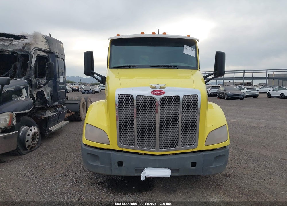 2018 PETERBILT 579 VIN: 1XPBDP9X7JD439694