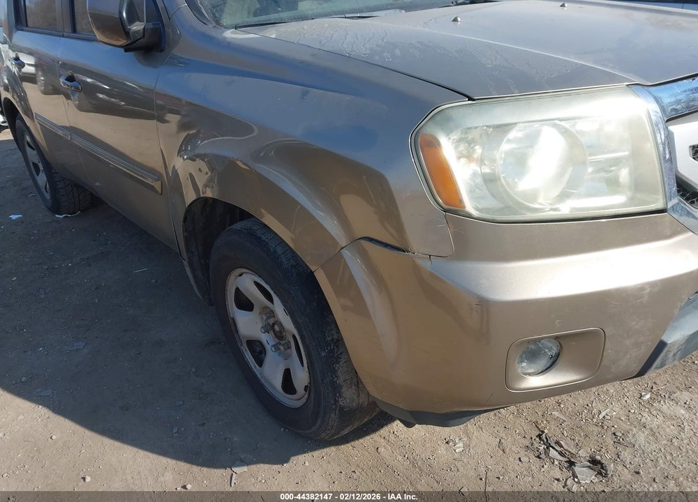 2009 HONDA PILOT EX VIN: 5FNYF48409B000739