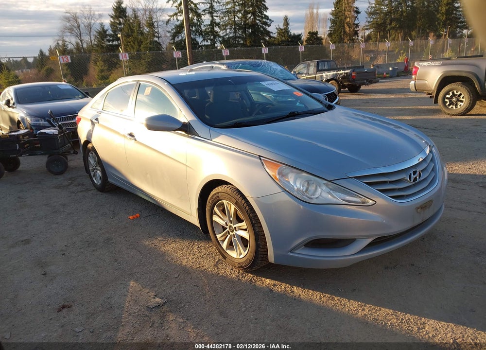 2013 HYUNDAI SONATA GLS VIN: 5NPEB4AC2DH665216