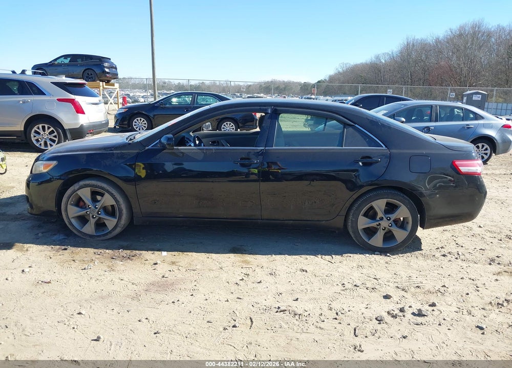 2011 TOYOTA CAMRY LE VIN: 4T1BF3EK7BU170074