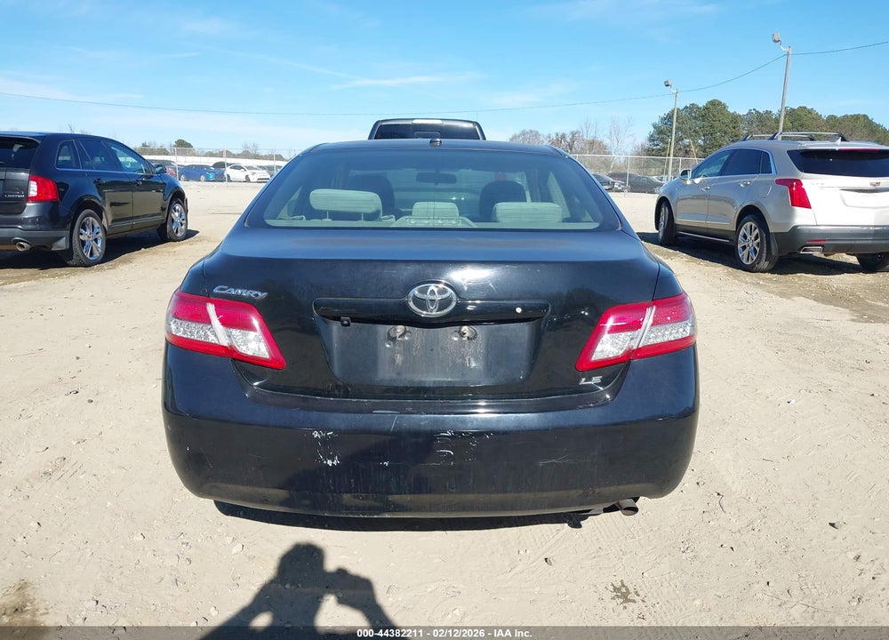 2011 TOYOTA CAMRY LE VIN: 4T1BF3EK7BU170074