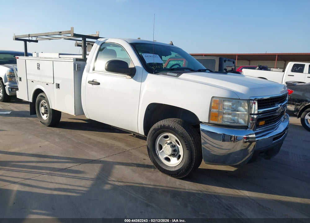2008 CHEVROLET SILVERADO 2500HD WORK TRUCK VIN: 1GBHC24698E121231