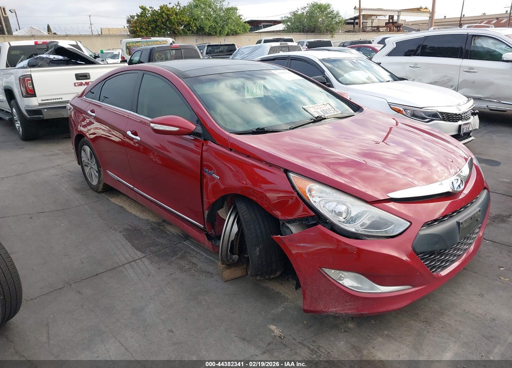 2015 HYUNDAI SONATA HYBRID LIMITED VIN: KMHEC4A43FA125725