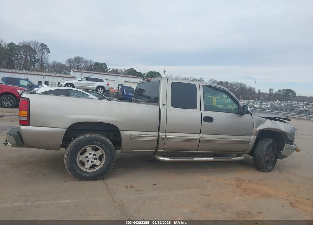 2000 CHEVROLET SILVERADO 1500 LS VIN: 1GCEK19TXYZ245527