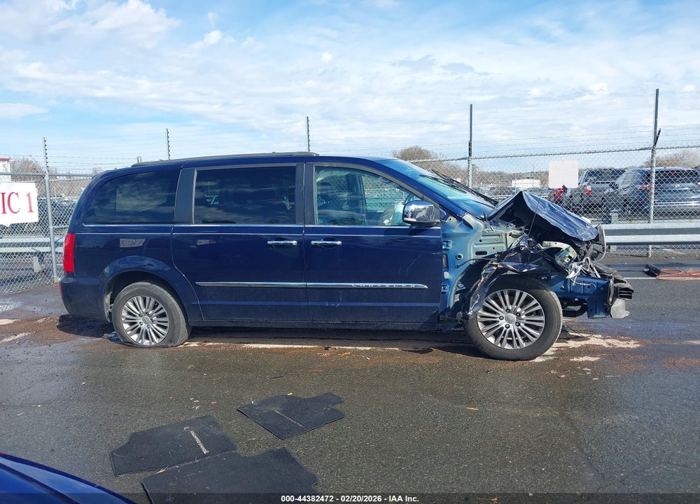 2013 CHRYSLER TOWN & COUNTRY TOURING-L VIN: 2C4RC1CG3DR623279