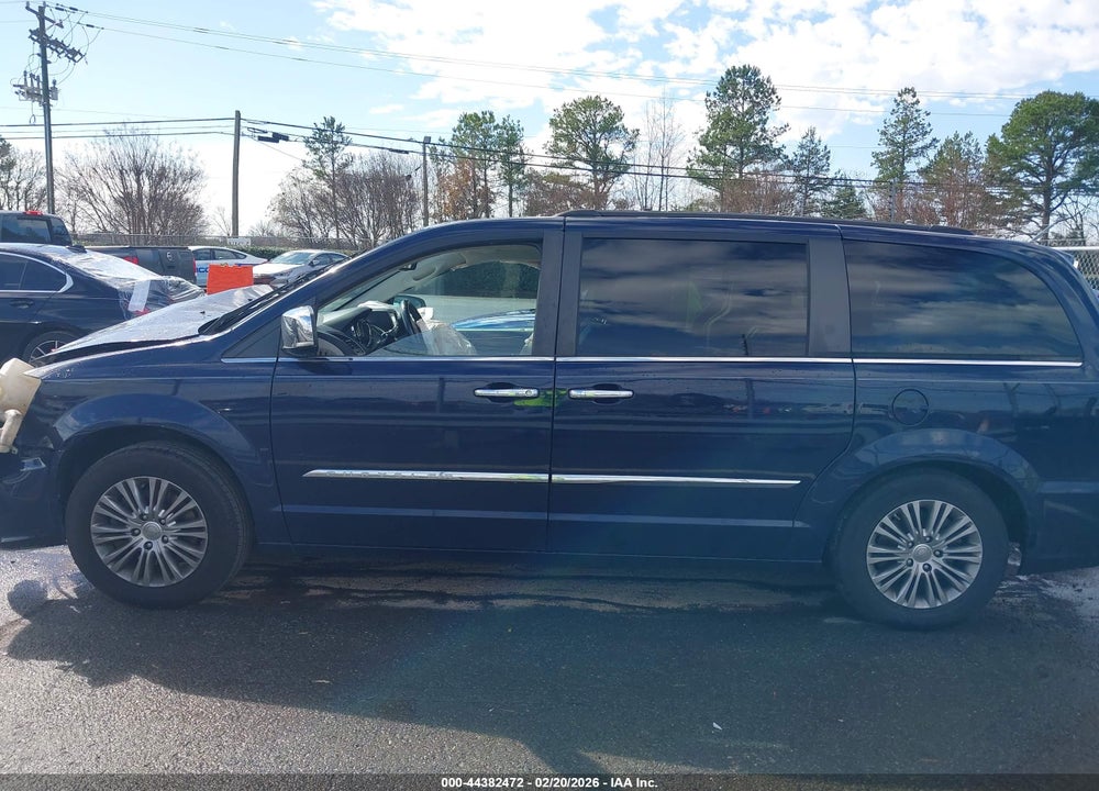 2013 CHRYSLER TOWN & COUNTRY TOURING-L VIN: 2C4RC1CG3DR623279