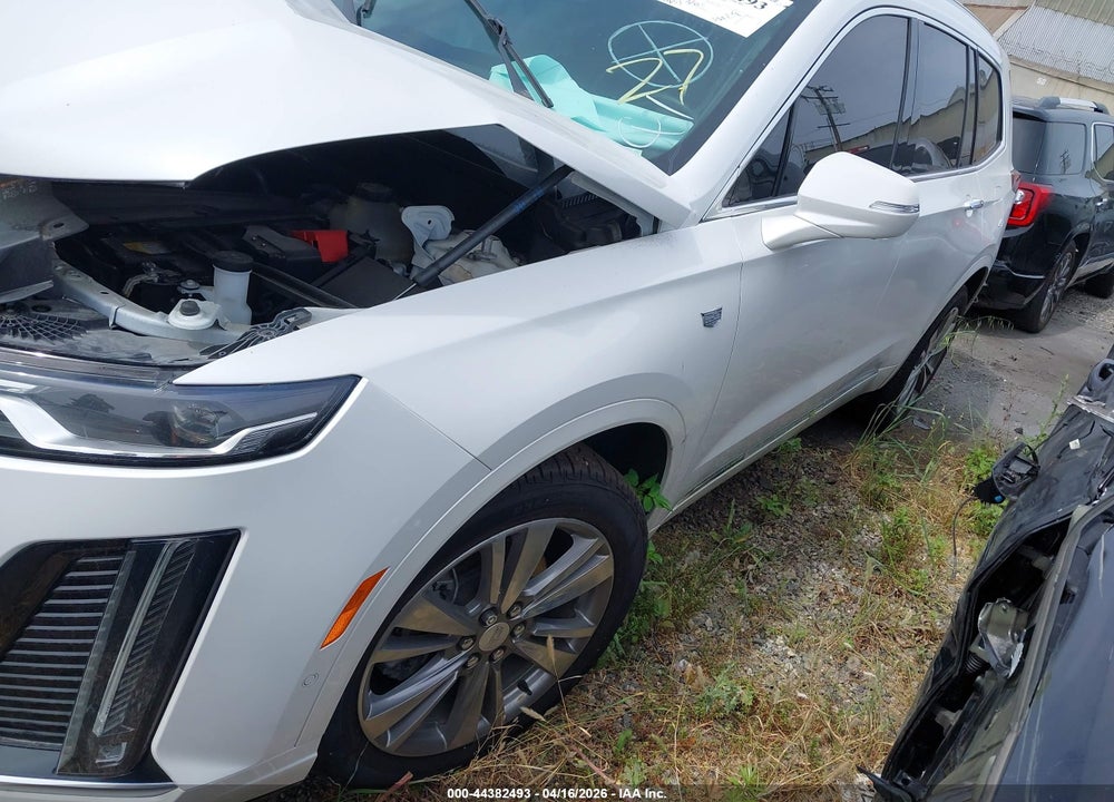 2022 CADILLAC XT6 FWD PREMIUM LUXURY VIN: 1GYKPCRS3NZ142303