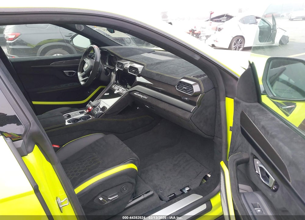 2023 LAMBORGHINI URUS PERFORMANTE VIN: ZPBUC3ZL1PLA26907
