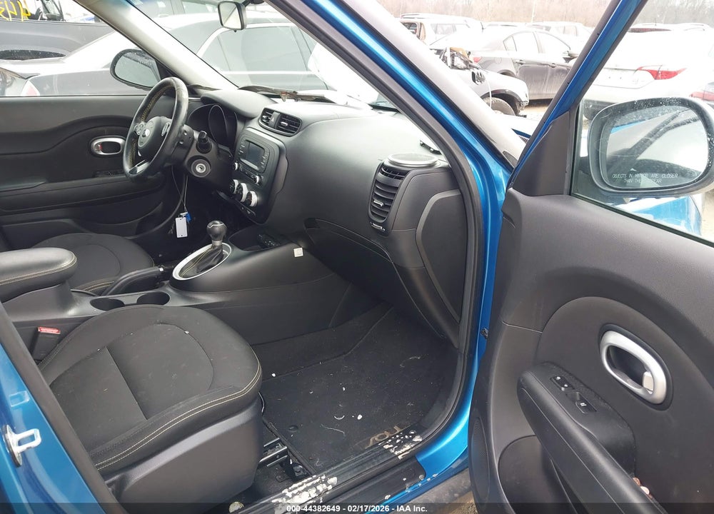 2016 KIA SOUL + VIN: KNDJP3A59G7374264