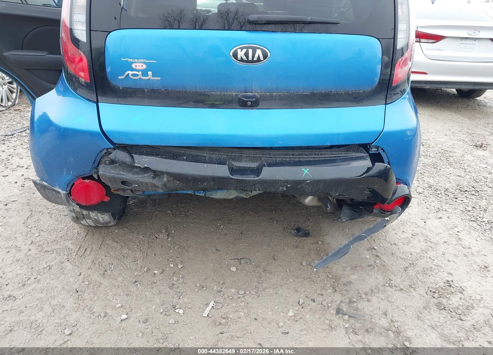 2016 KIA SOUL + VIN: KNDJP3A59G7374264