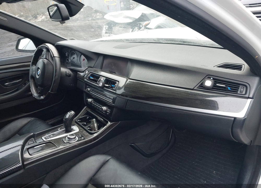 2013 BMW 535I XDRIVE VIN: WBAFU7C50DDU72614