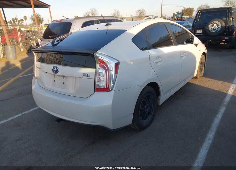 2014 TOYOTA PRIUS THREE VIN: JTDKN3DU3E1757761