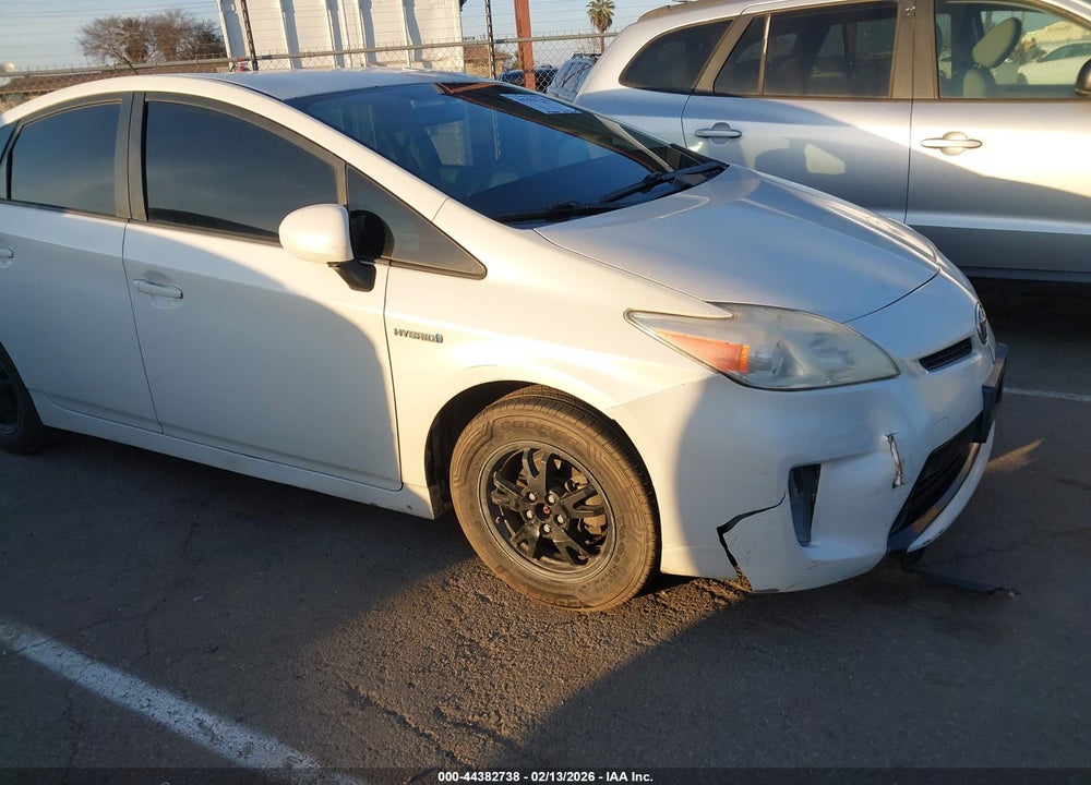 2014 TOYOTA PRIUS THREE VIN: JTDKN3DU3E1757761