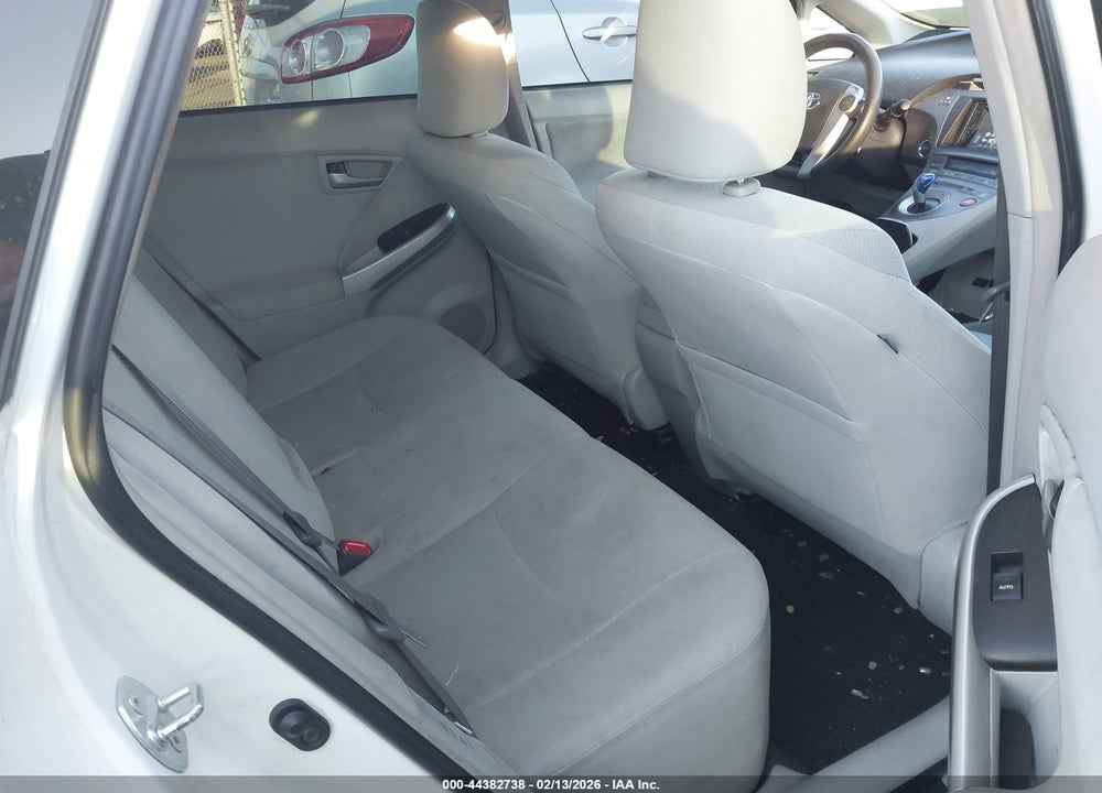 2014 TOYOTA PRIUS THREE VIN: JTDKN3DU3E1757761
